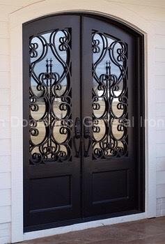 Royal (121) 234 - Image 1