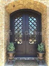 Royal (131) 228 - Image 1